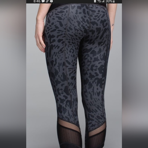 lululemon athletica Pants - Lululemon athletica just breathe leggings crop animal swirl yoga full-on lutreme
